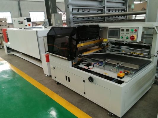 अच्छी कीमत 1200*600 मिमी पूरी तरह से स्वचालित जिप्सम सीलिंग टाइलें पीवीसी फिल्म के लिए पानी के गोंद के साथ मशीन बनाने वाली मशीन ऑनलाइन