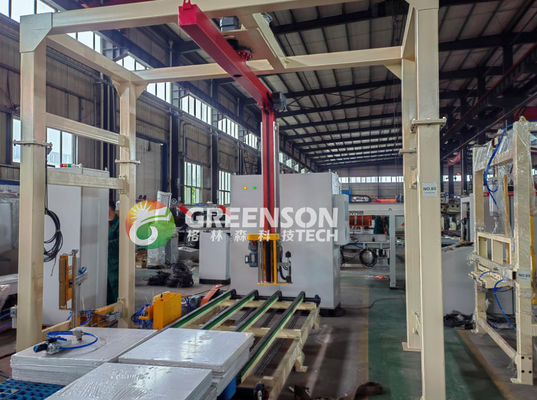 अच्छी कीमत Automatic 60x60cm PVC Coated Gypsum Ceiling Tile Making Machine with 1300mm Effective Laminating and 2-6 Million Sq.m/year Capacity ऑनलाइन