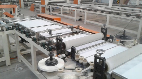 स्वत: लमीनेटिंग मशीन जिसे स्वचालित रूप से बंद किया जा सकता है