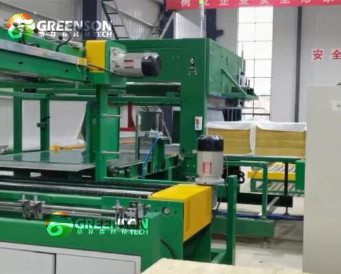 अच्छी कीमत बाहरी सजावट दीवार उच्च घनत्व 40-150 Kg/m3 खनिज रॉक ऊन पैनल उत्पादन लाइन 10000-60000 टन प्रति वर्ष क्षमता और 200-300 KW कुल शक्ति के साथ ऑनलाइन